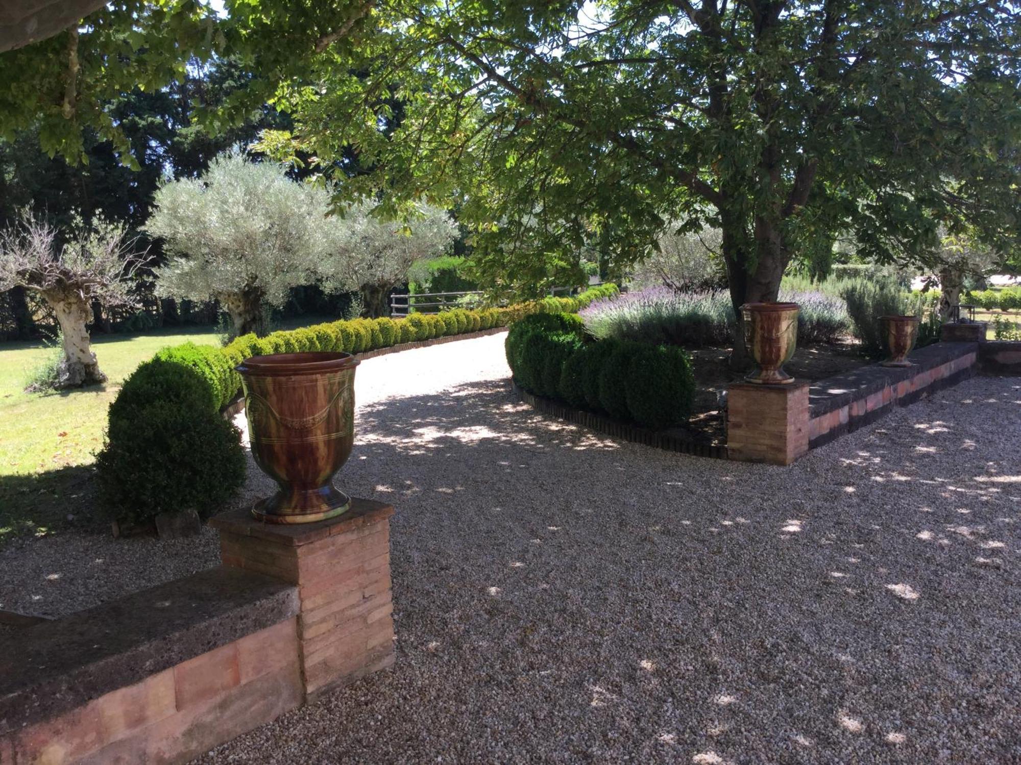 Typical Provencal Farm House Close To L'Isle Sur La Sorgue - 12 Persons Cavaillon Exteriör bild