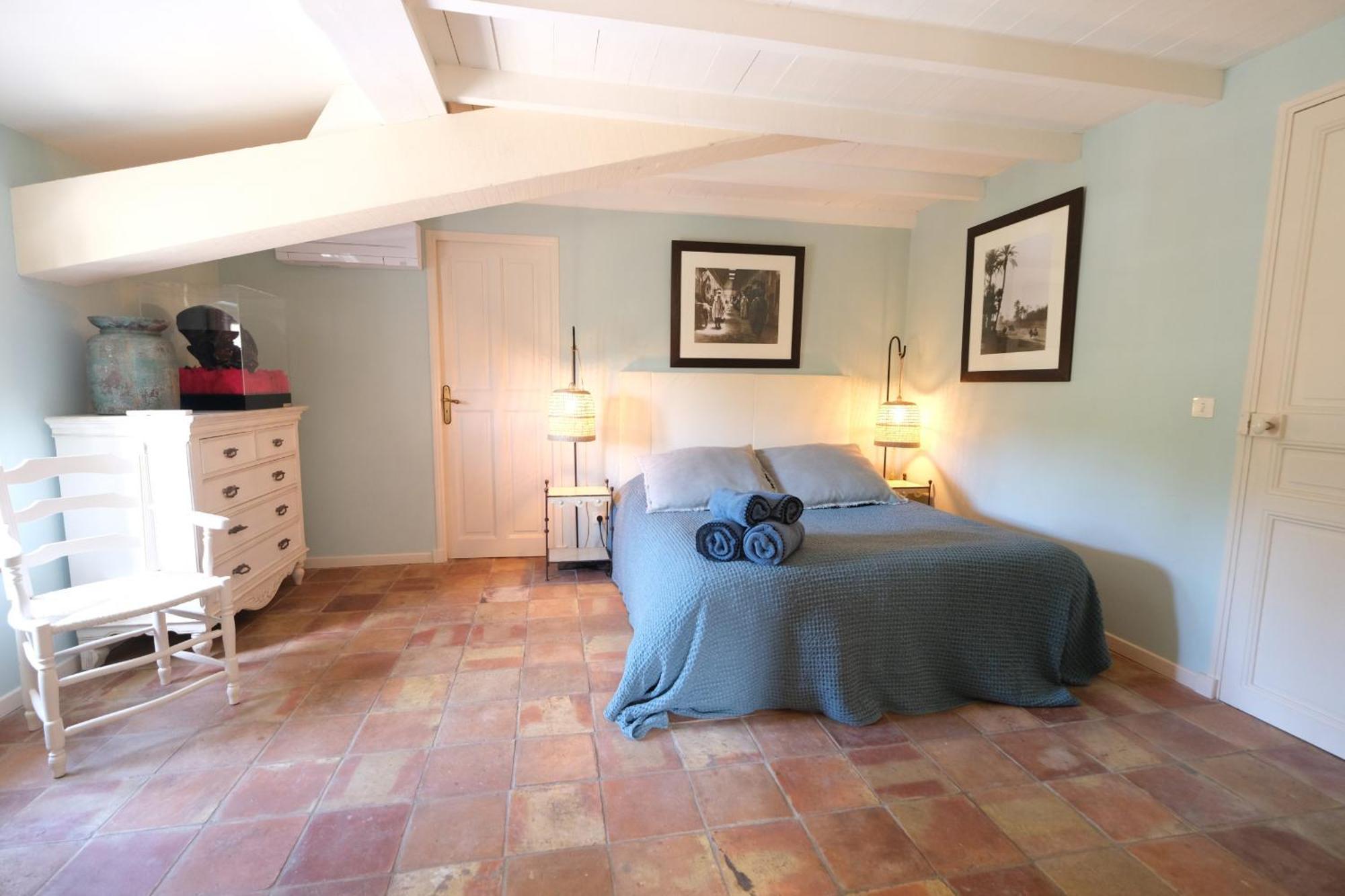 Typical Provencal Farm House Close To L'Isle Sur La Sorgue - 12 Persons Cavaillon Exteriör bild