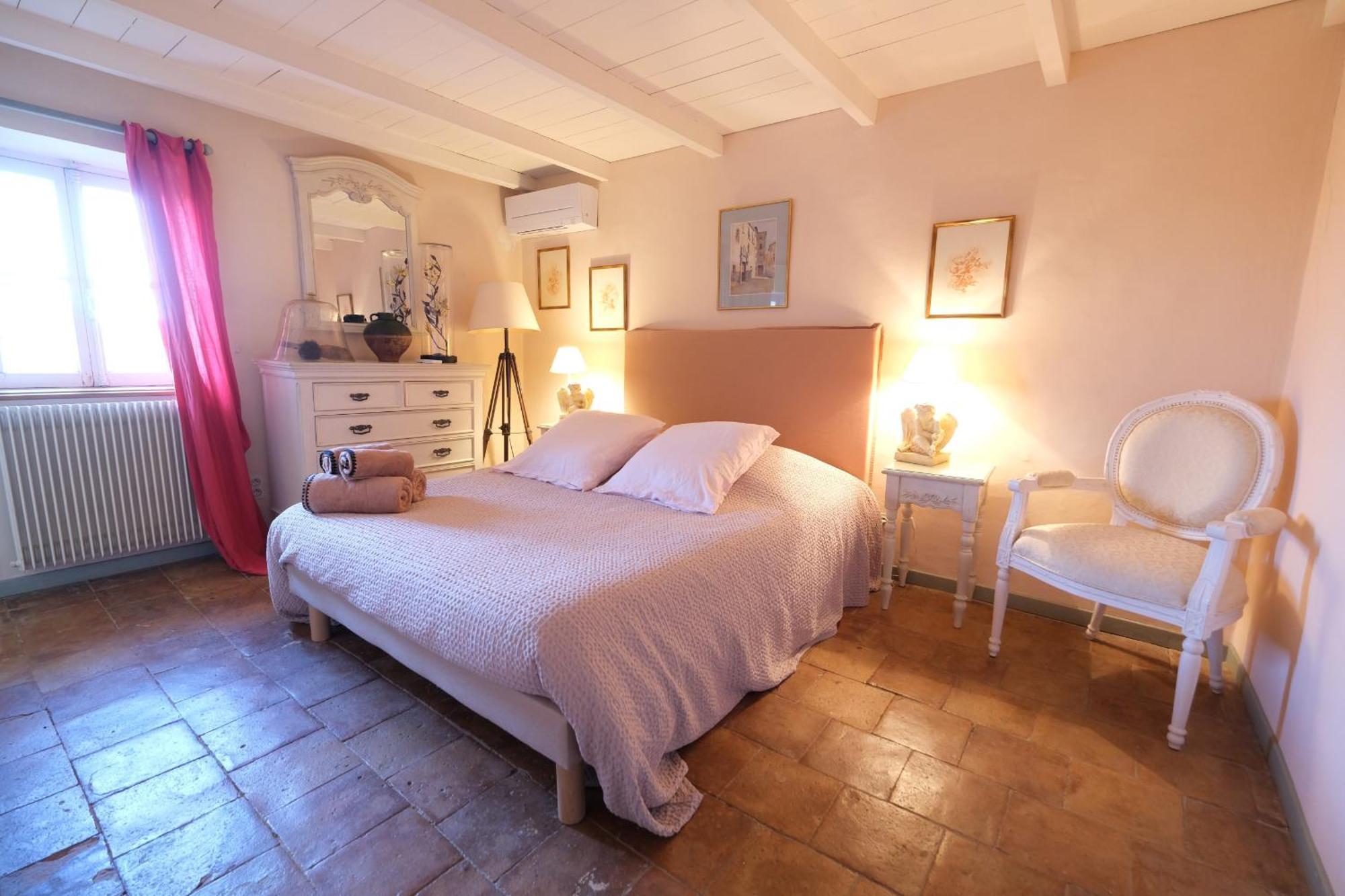 Typical Provencal Farm House Close To L'Isle Sur La Sorgue - 12 Persons Cavaillon Exteriör bild