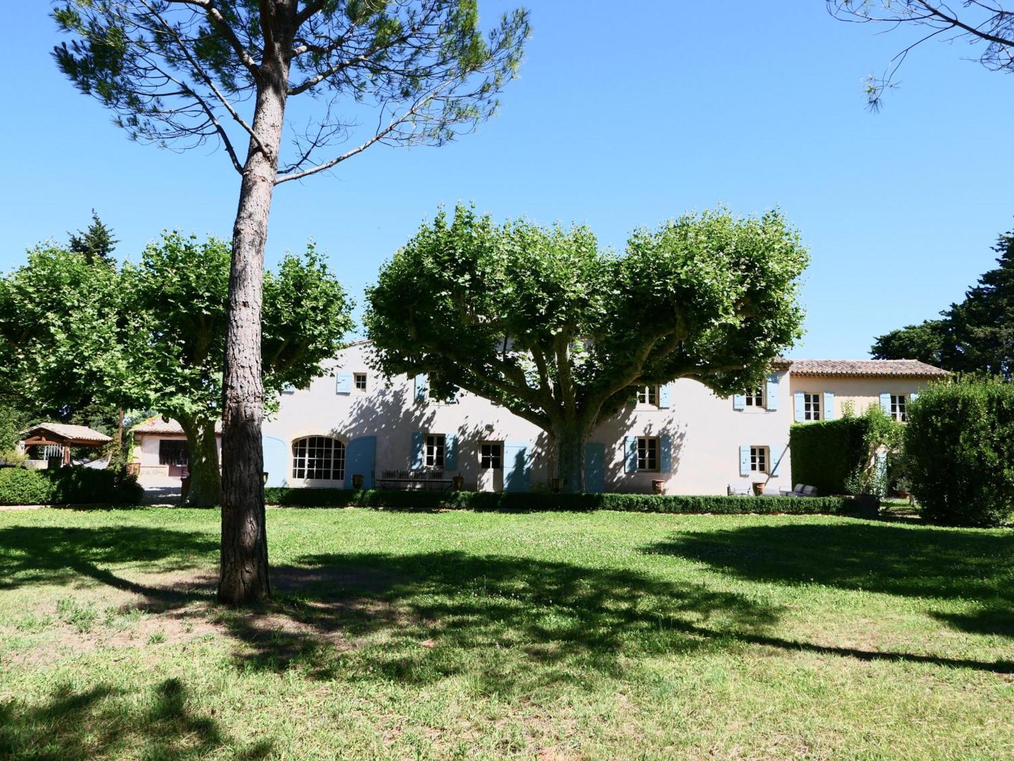 Typical Provencal Farm House Close To L'Isle Sur La Sorgue - 12 Persons Cavaillon Exteriör bild